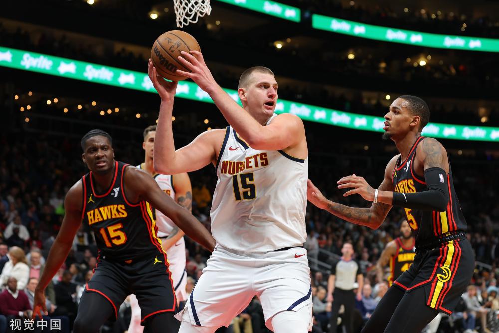 进攻中更具 进攻中更具